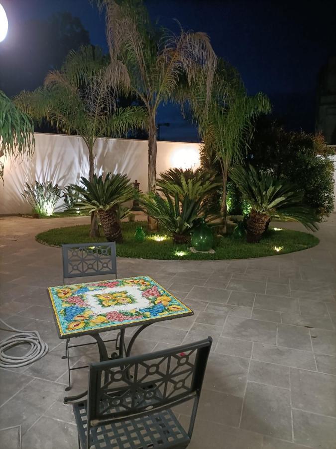 Bed and Breakfast Il Giardino Della Scuncerta Lecce Esterno foto