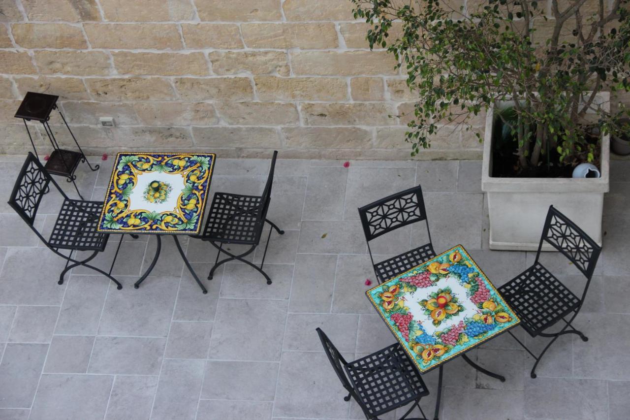 Bed and Breakfast Il Giardino Della Scuncerta Lecce Esterno foto